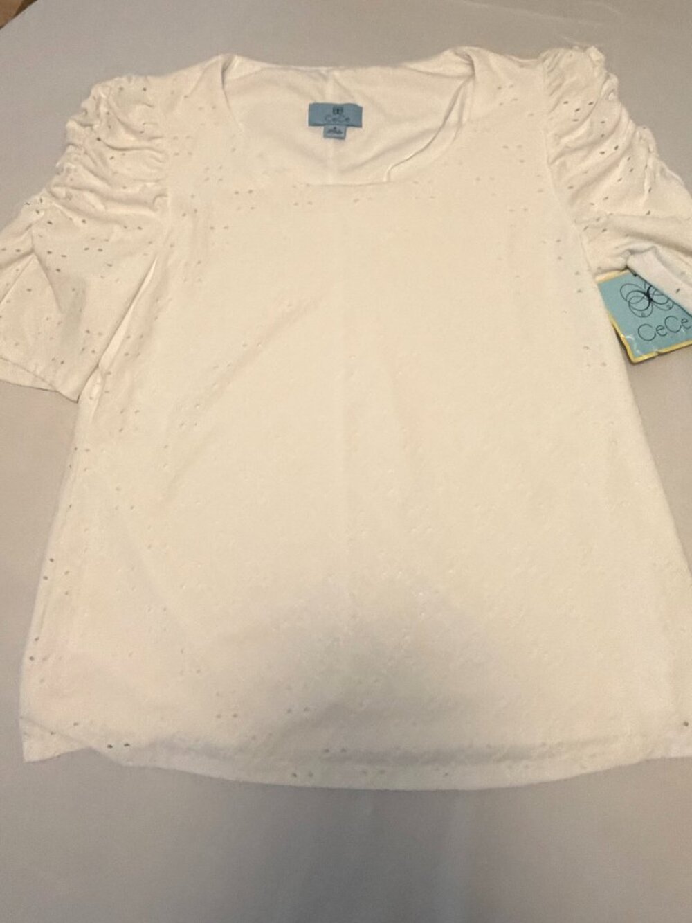 CeCe White Eyelet Puff Sleeve Blouse Top Size M NWT